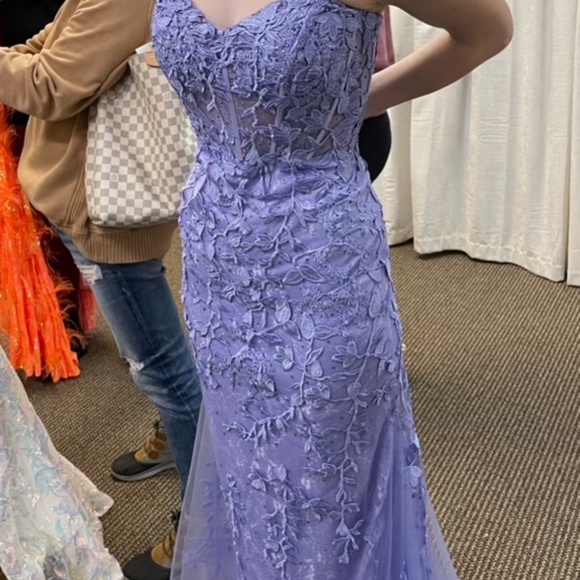 Prom dress - Picture 3 of 6